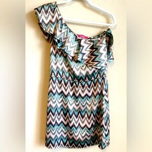 Pinkyoktto Chevron Dress Size XS